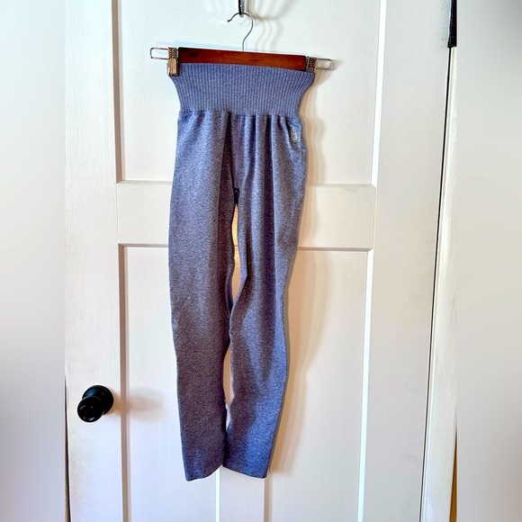 NWOT FP Movement Gray Leggings Size XS/S - Picture 1 of 7